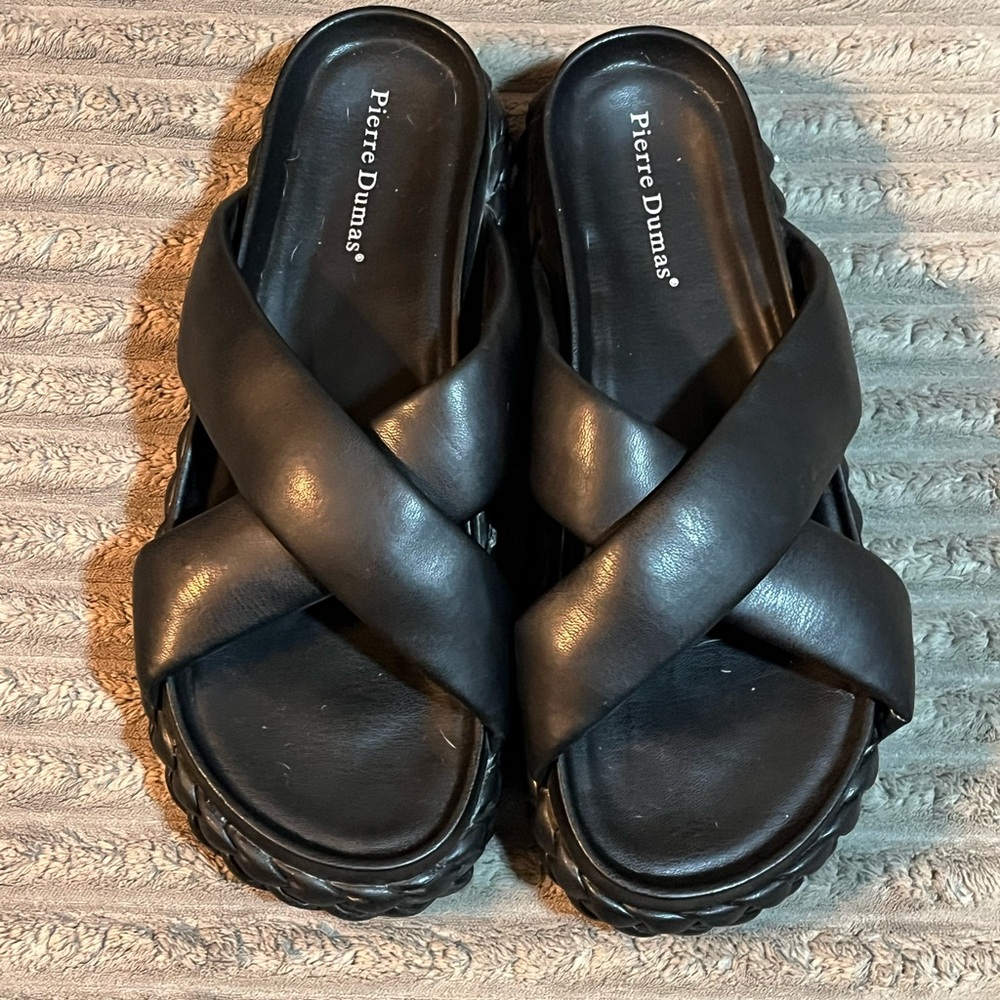 Pierre Dumas Women's Black Sandals